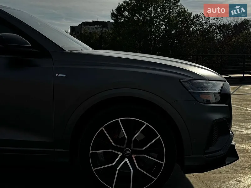 Audi Q8