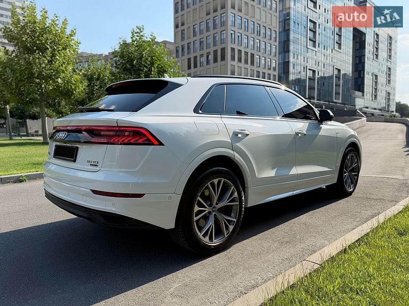 Внедорожник / Кроссовер Audi Q8 2021 в Днепре фото 14 Внедорожник / Кроссовер Audi Q8 2021 в Днепре