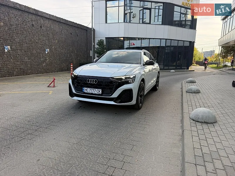 Audi Q8 2024