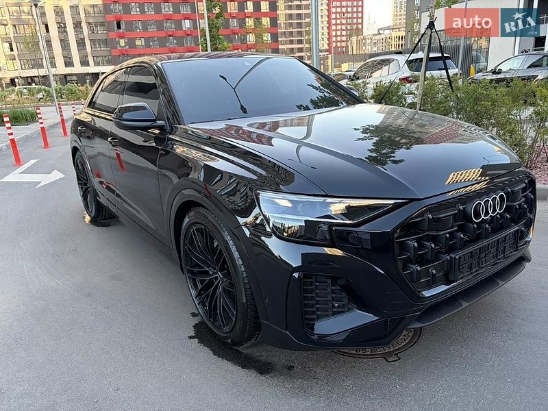 Внедорожник / Кроссовер Audi Q8 2026 в Киеве