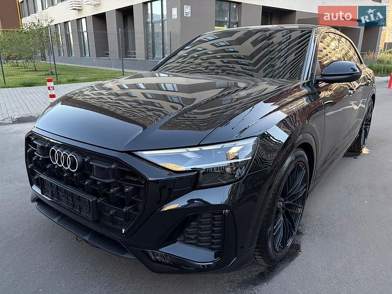 Внедорожник / Кроссовер Audi Q8 2026 в Киеве