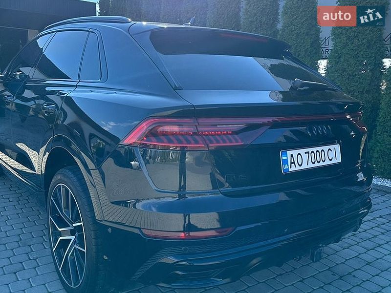 Внедорожник / Кроссовер Audi Q8 2019 в Иршаве