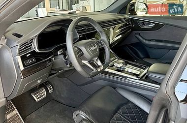 Позашляховик / Кросовер Audi Q8 2023 в Ужгороді