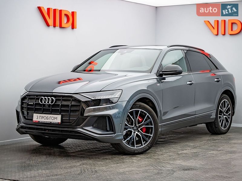 Внедорожник / Кроссовер Audi Q8 2019 в Киеве