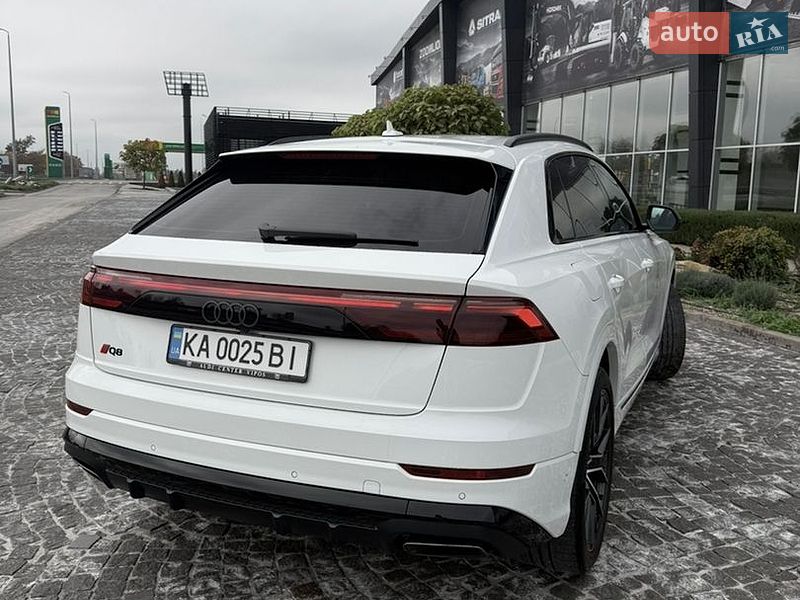 Позашляховик / Кросовер Audi Q8 2023 в Києві