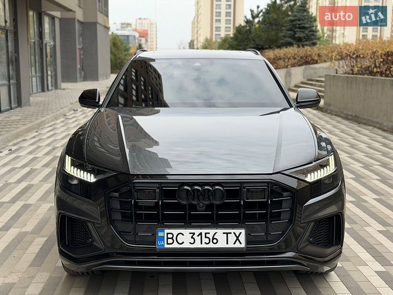 Позашляховик / Кросовер Audi Q8 2021 в Києві