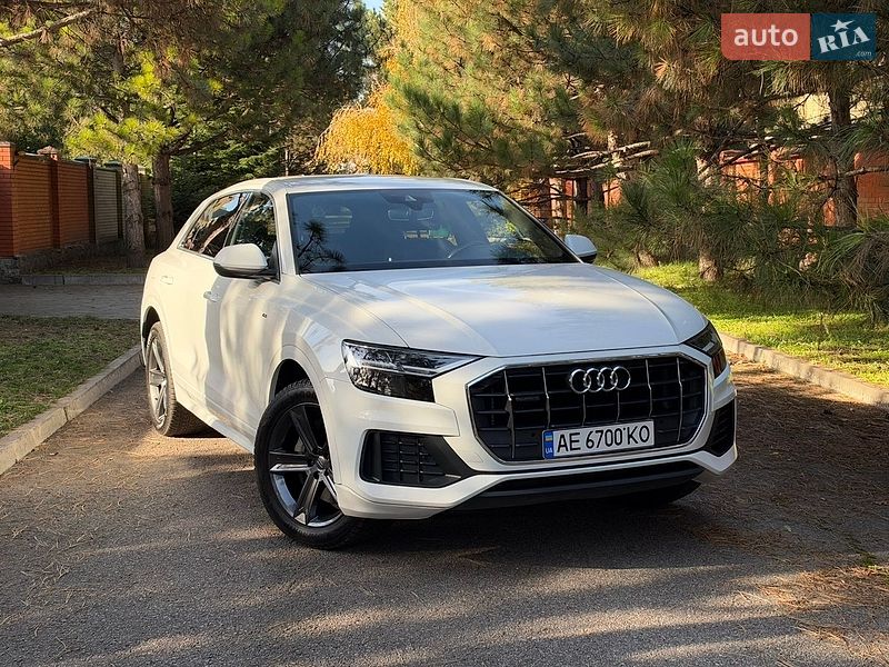 Внедорожник / Кроссовер Audi Q8 2019 в Днепре