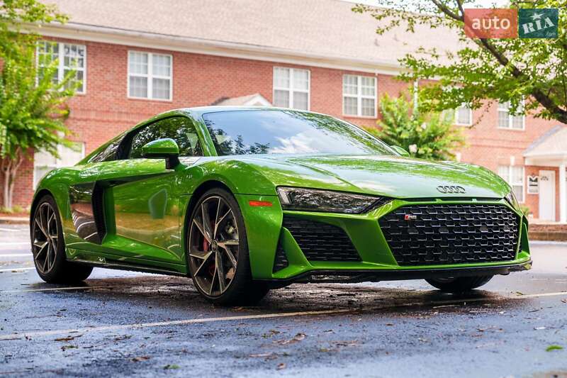 Купе Audi R8 2023 в 