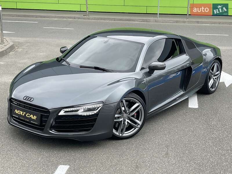 Купе Audi R8 2013 в Киеве
