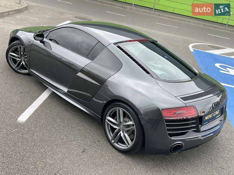 Купе Audi R8 2013 в Киеве