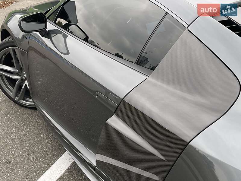 Купе Audi R8 2013 в Киеве