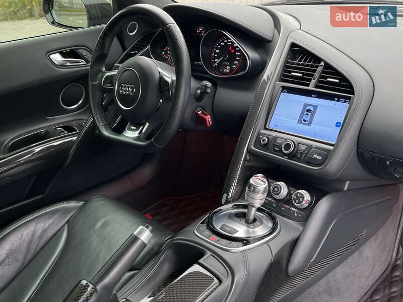 Купе Audi R8 2013 в Киеве
