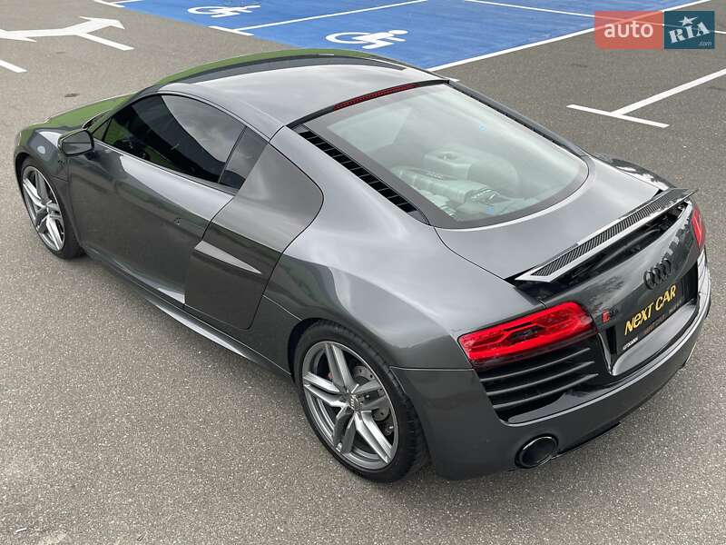 Купе Audi R8 2013 в Киеве