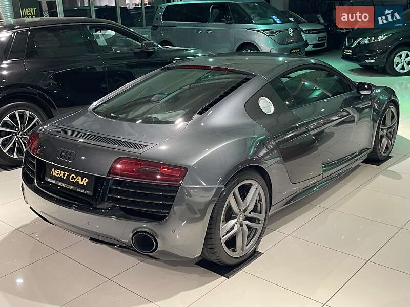 Купе Audi R8 2013 в Киеве