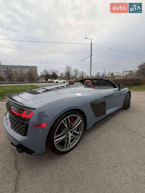 Родстер Audi R8 2020 в Дніпрі фото 5 Родстер Audi R8 2020 в Дніпрі