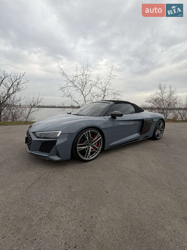 Родстер Audi R8 2020 в Дніпрі фото 12 Родстер Audi R8 2020 в Дніпрі