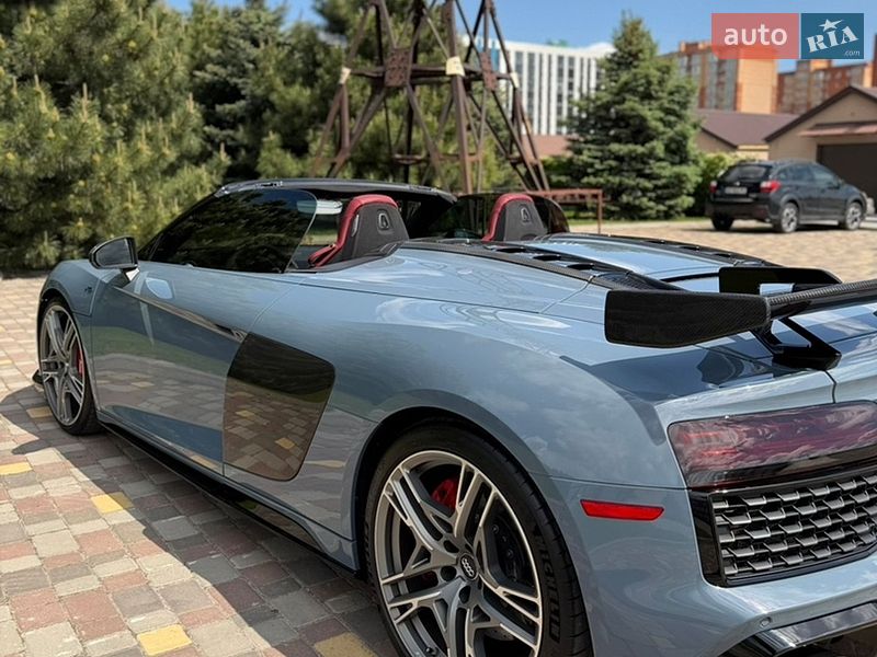 Родстер Audi R8 2020 в Днепре