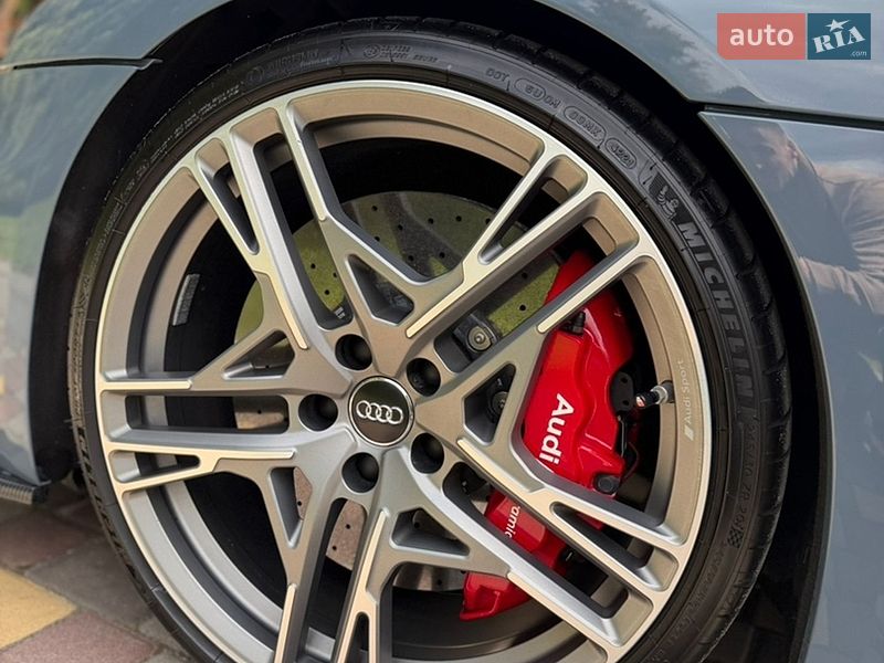 Родстер Audi R8 2020 в Днепре