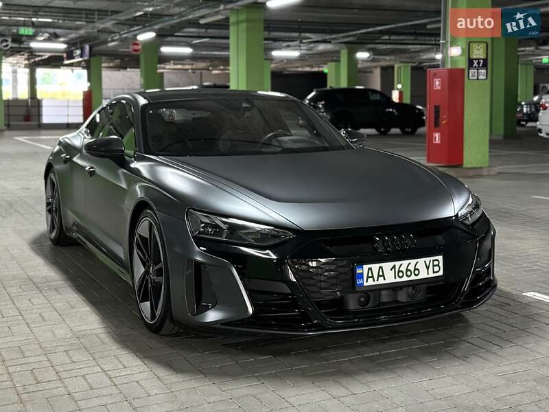 Купе Audi RS e-tron GT 2021 в Києві