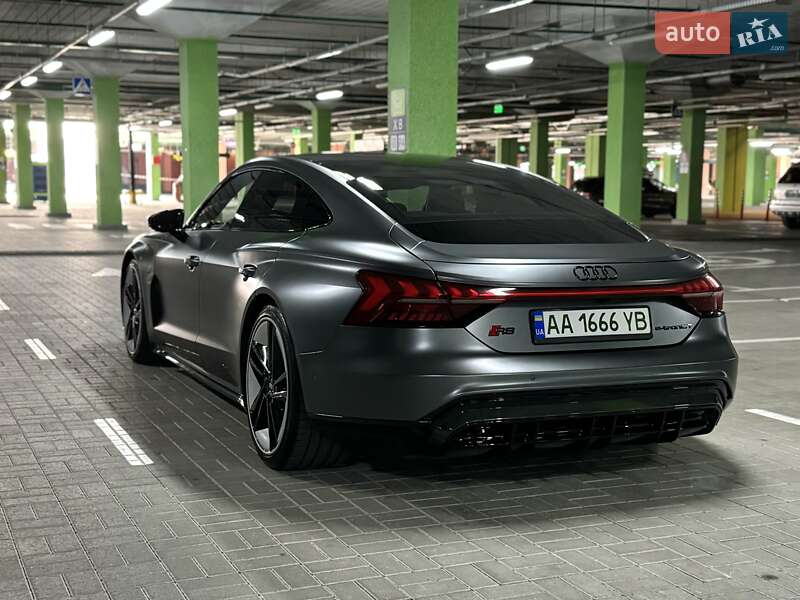Купе Audi RS e-tron GT 2021 в Києві