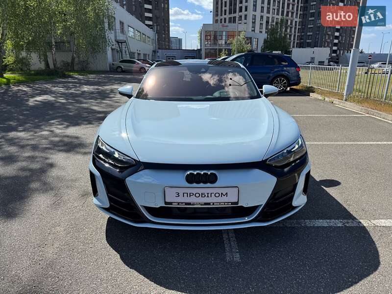 Купе Audi RS e-tron GT 2023 в Києві