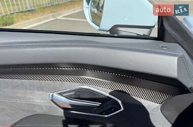Купе Audi RS e-tron GT 2023 в 