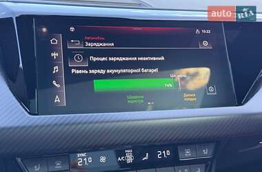 Купе Audi RS e-tron GT 2023 в 