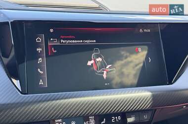 Купе Audi RS e-tron GT 2023 в 
