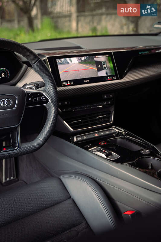 Купе Audi RS e-tron GT 2021 в Ужгороді