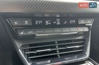 Купе Audi RS e-tron GT 2021 в 