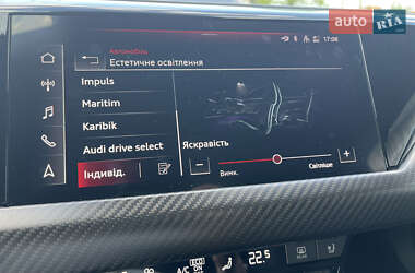 Купе Audi RS e-tron GT 2021 в 