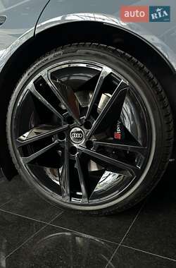 Купе Audi RS e-tron GT 2023 в 