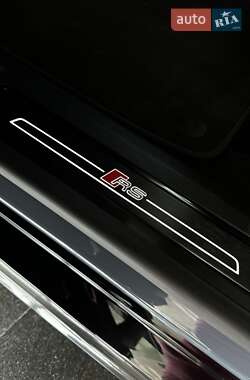 Купе Audi RS e-tron GT 2023 в 