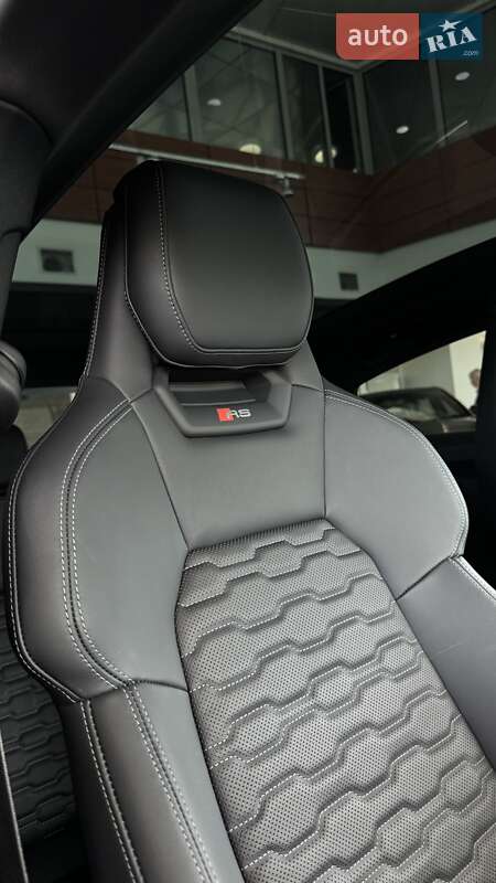 Купе Audi RS e-tron GT 2023 в Дніпрі
