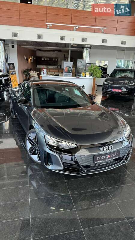 Купе Audi RS e-tron GT 2023 в Днепре