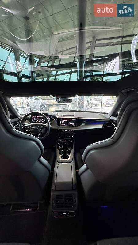 Купе Audi RS e-tron GT 2023 в Днепре