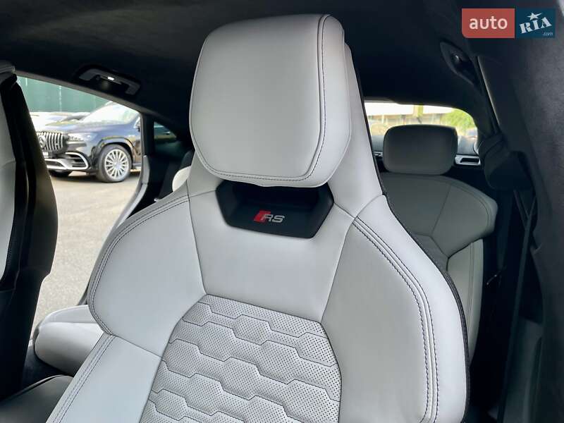 Купе Audi RS e-tron GT 2024 в Києві