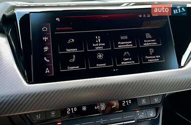 Купе Audi RS e-tron GT 2024 в 