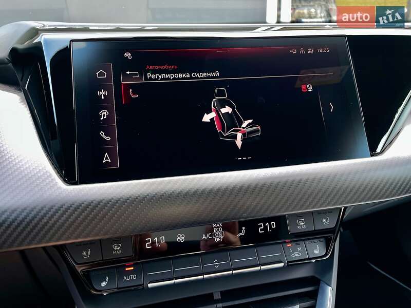 Купе Audi RS e-tron GT 2024 в Києві