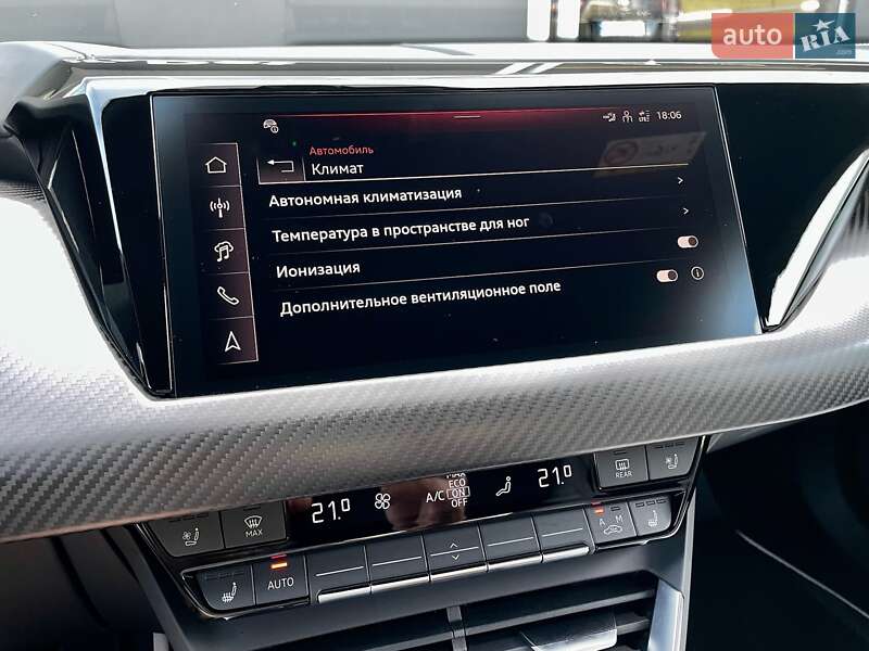 Купе Audi RS e-tron GT 2024 в Києві