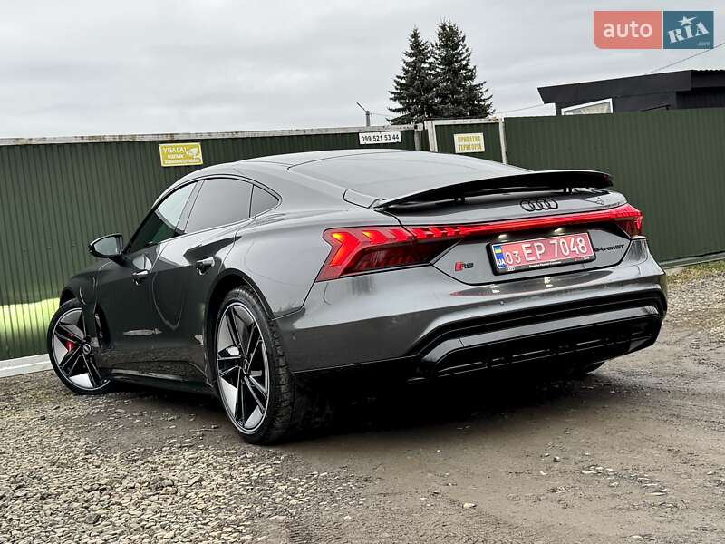 Купе Audi RS e-tron GT 2021 в Києві