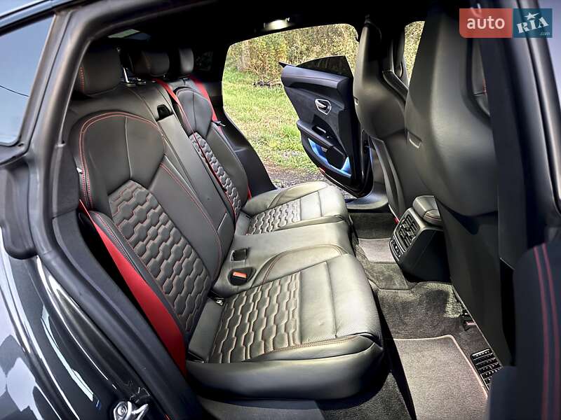 Купе Audi RS e-tron GT 2021 в Києві