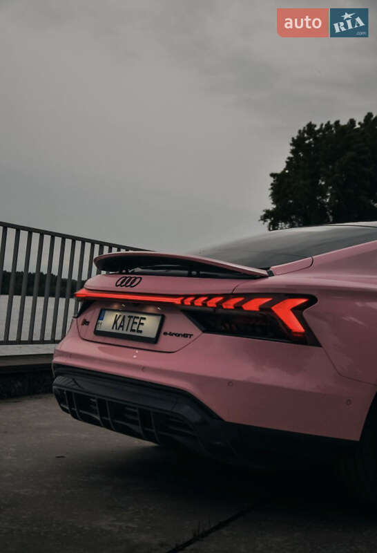 Купе Audi RS e-tron GT 2022 в Києві