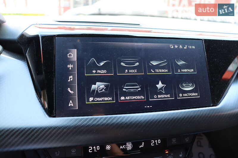 Купе Audi RS e-tron GT 2022 в Львове