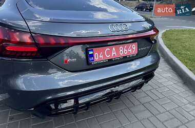Купе Audi RS e-tron GT 2023 в 