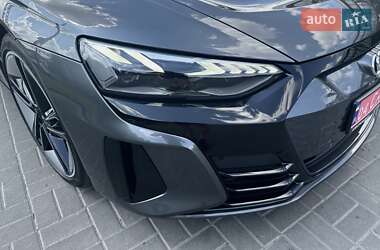 Купе Audi RS e-tron GT 2023 в 