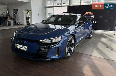 Купе Audi RS e-tron GT 2023 в Ровно