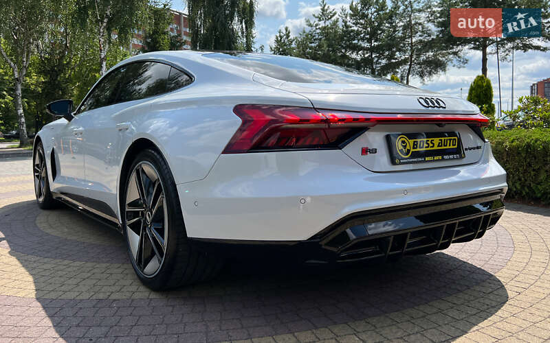 Купе Audi RS e-tron GT 2021 в Львові
