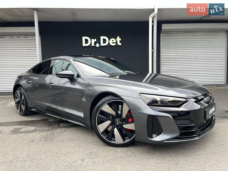 Купе Audi RS e-tron GT 2022 в Києві