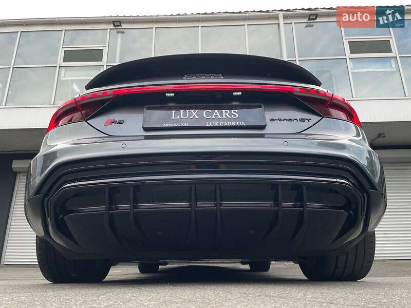 Купе Audi RS e-tron GT 2022 в Києві